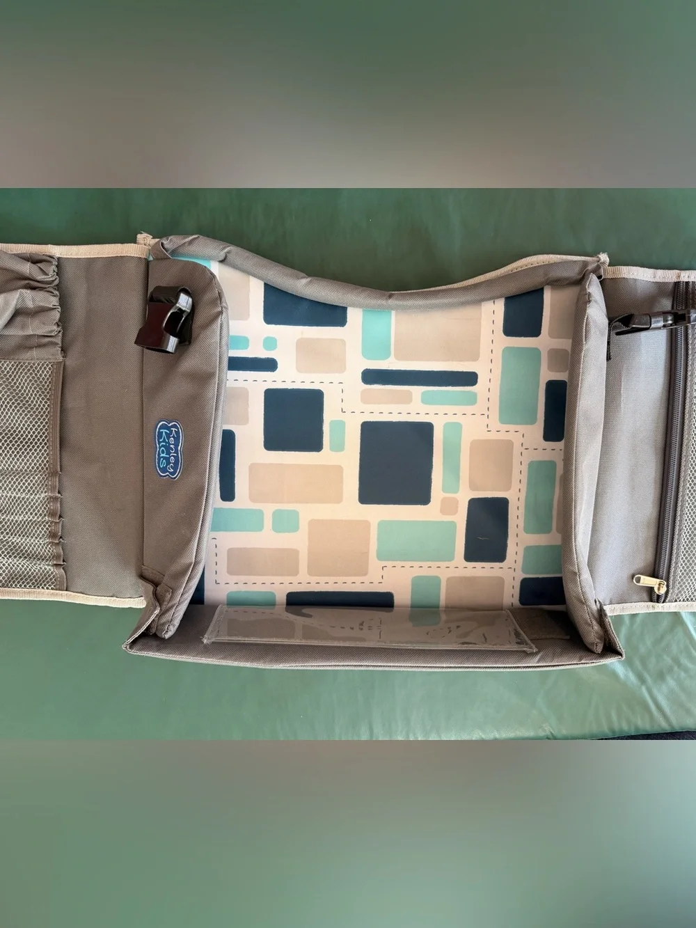 Kenley kids gray travel